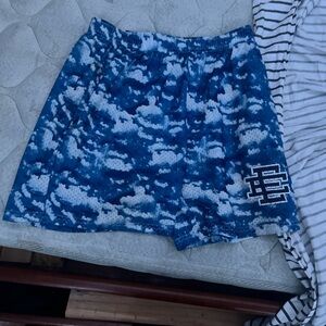 Eric Emanuel:Blue clouds